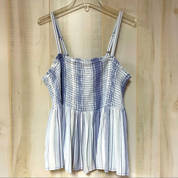 Torrid Blue White Stripe Smocked Top Sz 1 - Picture 2 of 7